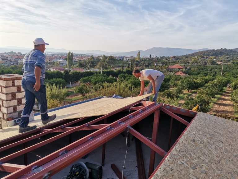 Çelik çatı konstrüksiyon hizmetleri hizmeti